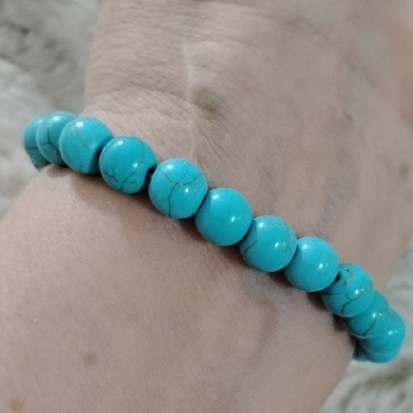 Chic Turquoise Beaded Bracelet - Picture 4 of 4